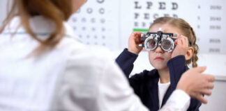 Points to Take Care of While Selecting an Eye Expert houston macular hole surgery